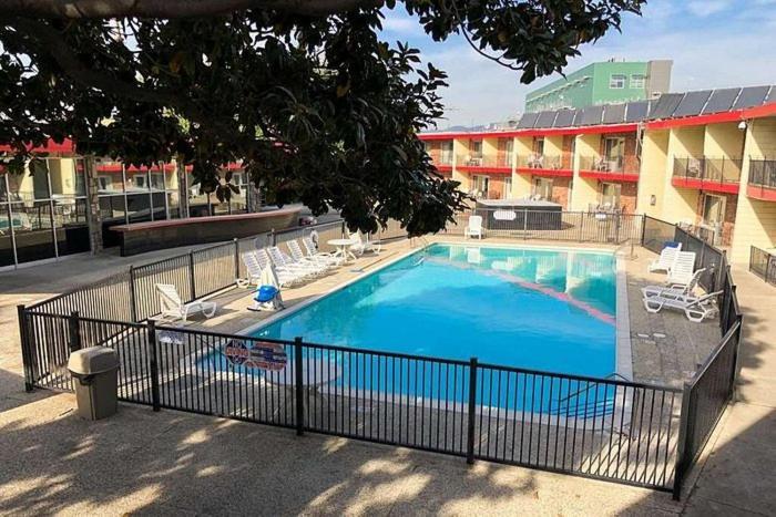 Garden Inn & Suites Oakland Airport Exterior foto